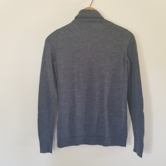 Banana Republic Merino Wool Lightweight Heathered Grey Turtleneck Size XS - Picture 6 of 6